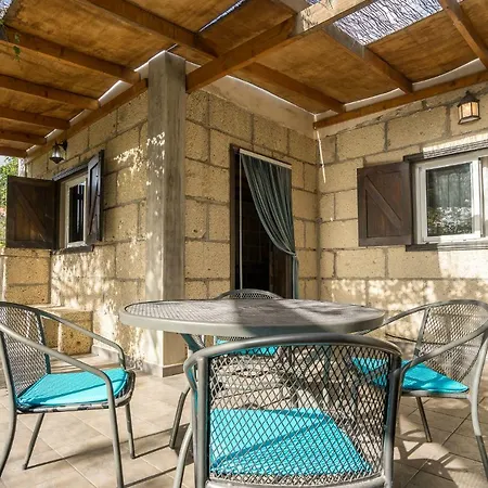 Casitas En El Paraiso * Candelaria